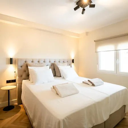 Esmeralda 2 Beachside *