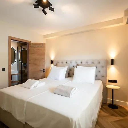 Esmeralda 2 Beachside Апартаменты